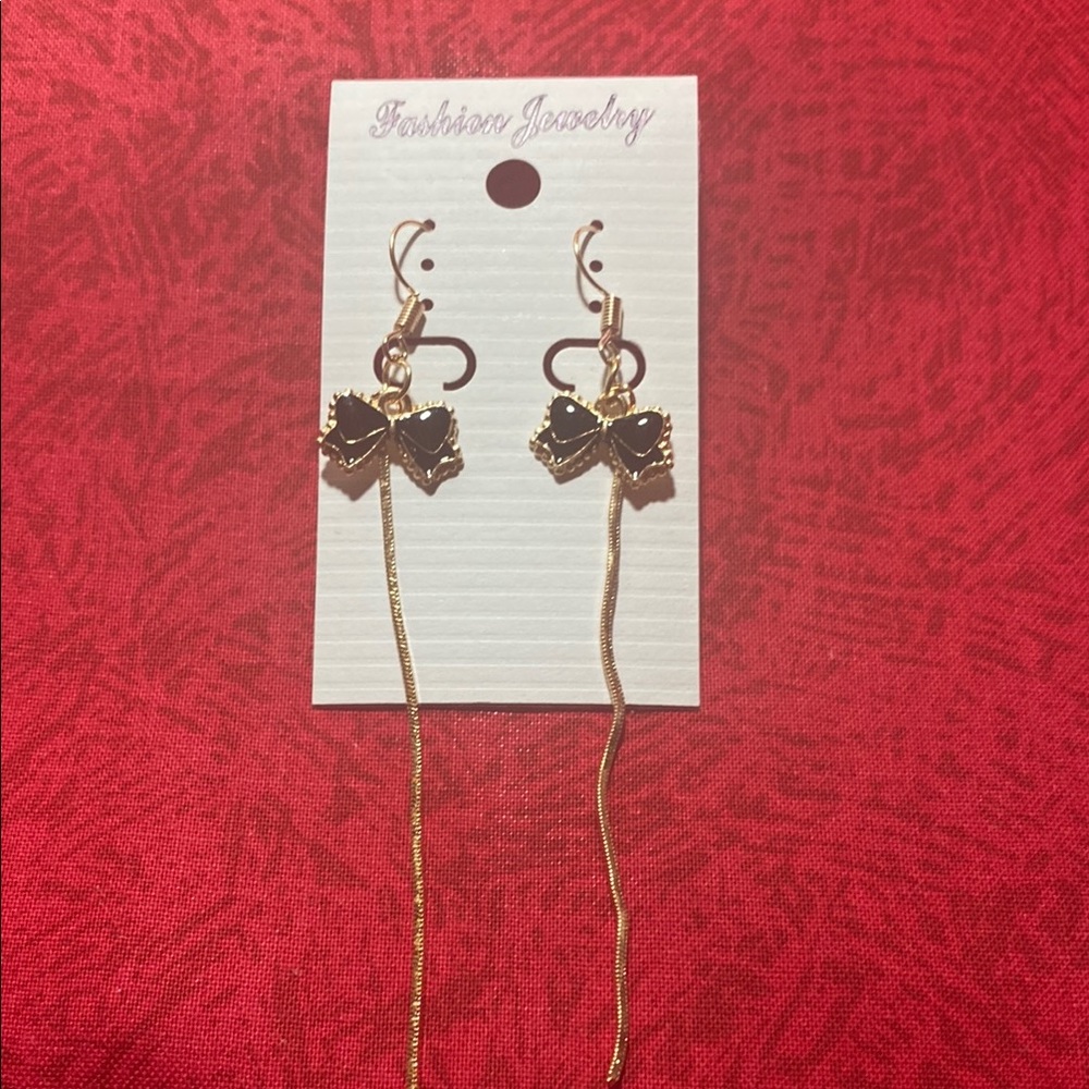Elegant Black and Gold Bow Earrings
